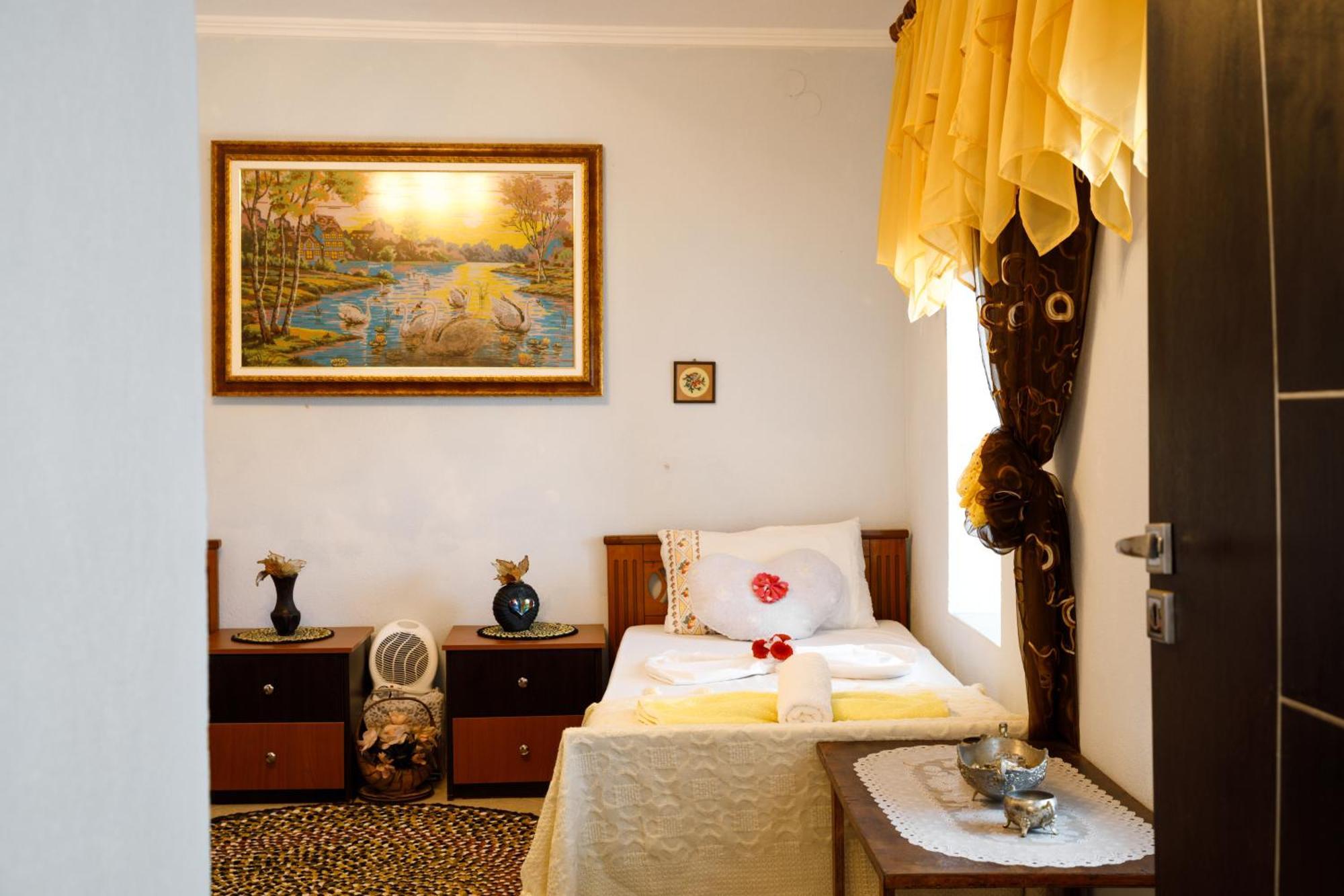 Leka Hébergement de vacances Gjirokastër